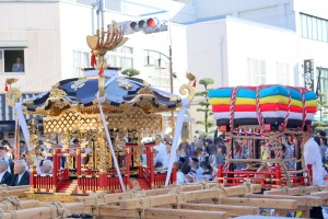 伊万里トンテントン祭り2017 井川歯科広報撮影 5 左白神輿 右団車