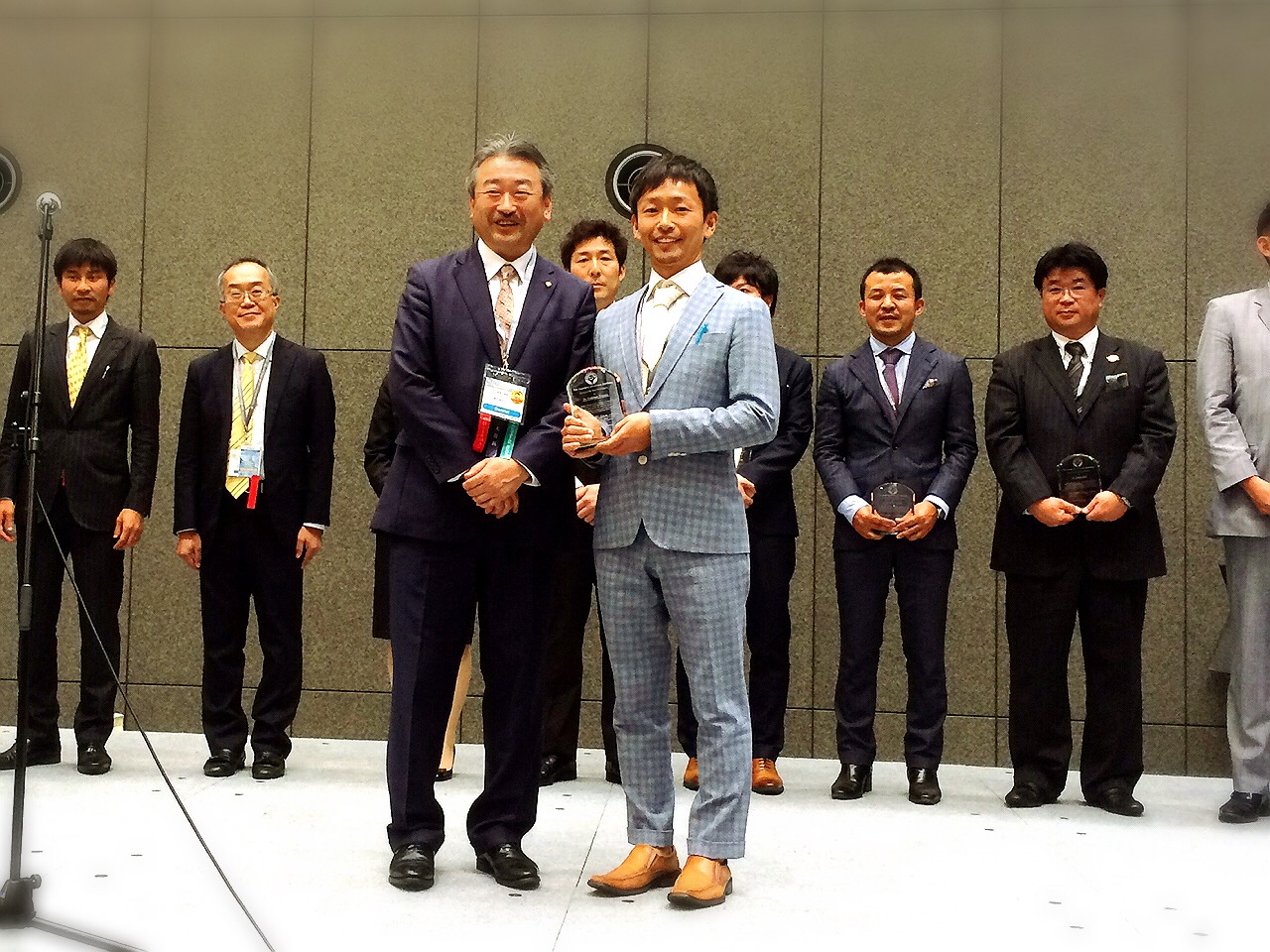 第33回日本顎咬合学会優秀発表賞受賞しました。